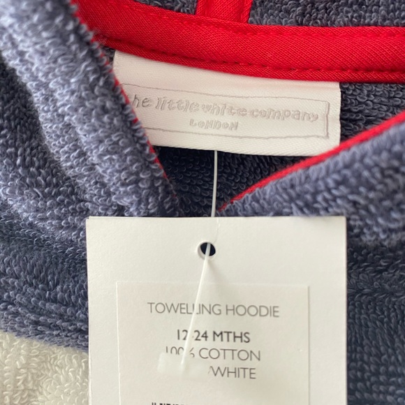 NWT The Little White Company Towel hooded poncho - Picture 3 of 4